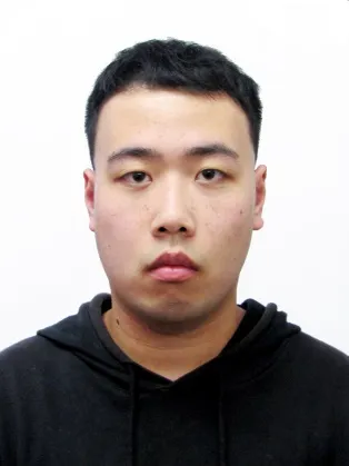 侯龙涛 侯龙涛