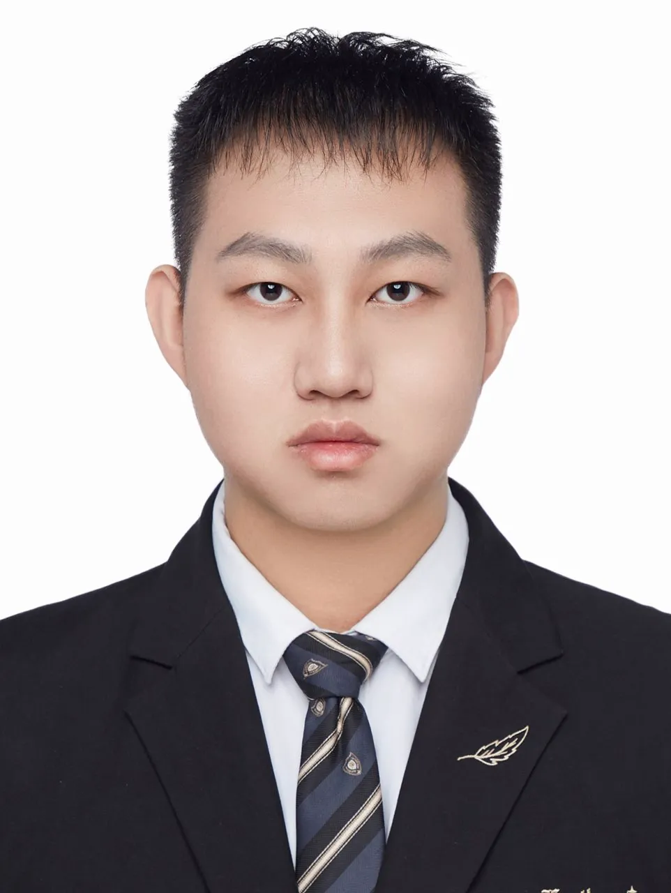 吕泽括 吕泽括